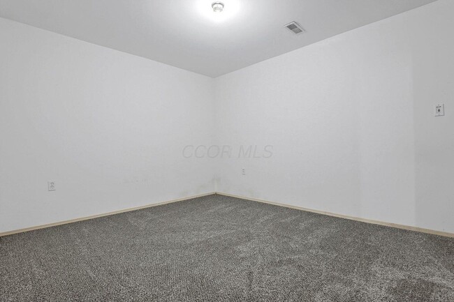 Building Photo - 706 Windy Hill Ln