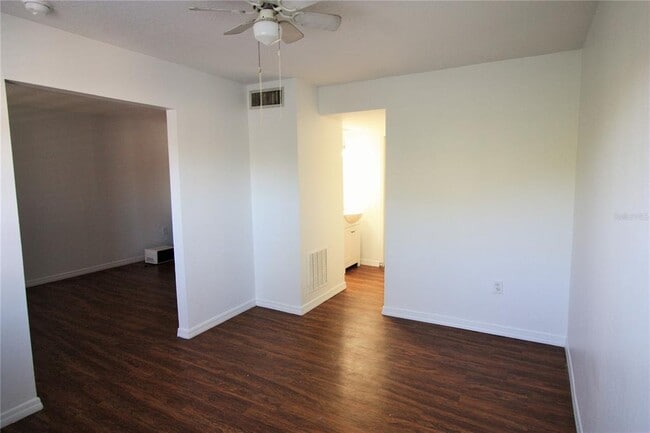 Building Photo - 555 Flemming Way