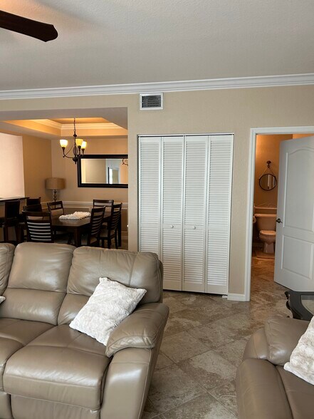 Building Photo - 3918 San Rocco Dr