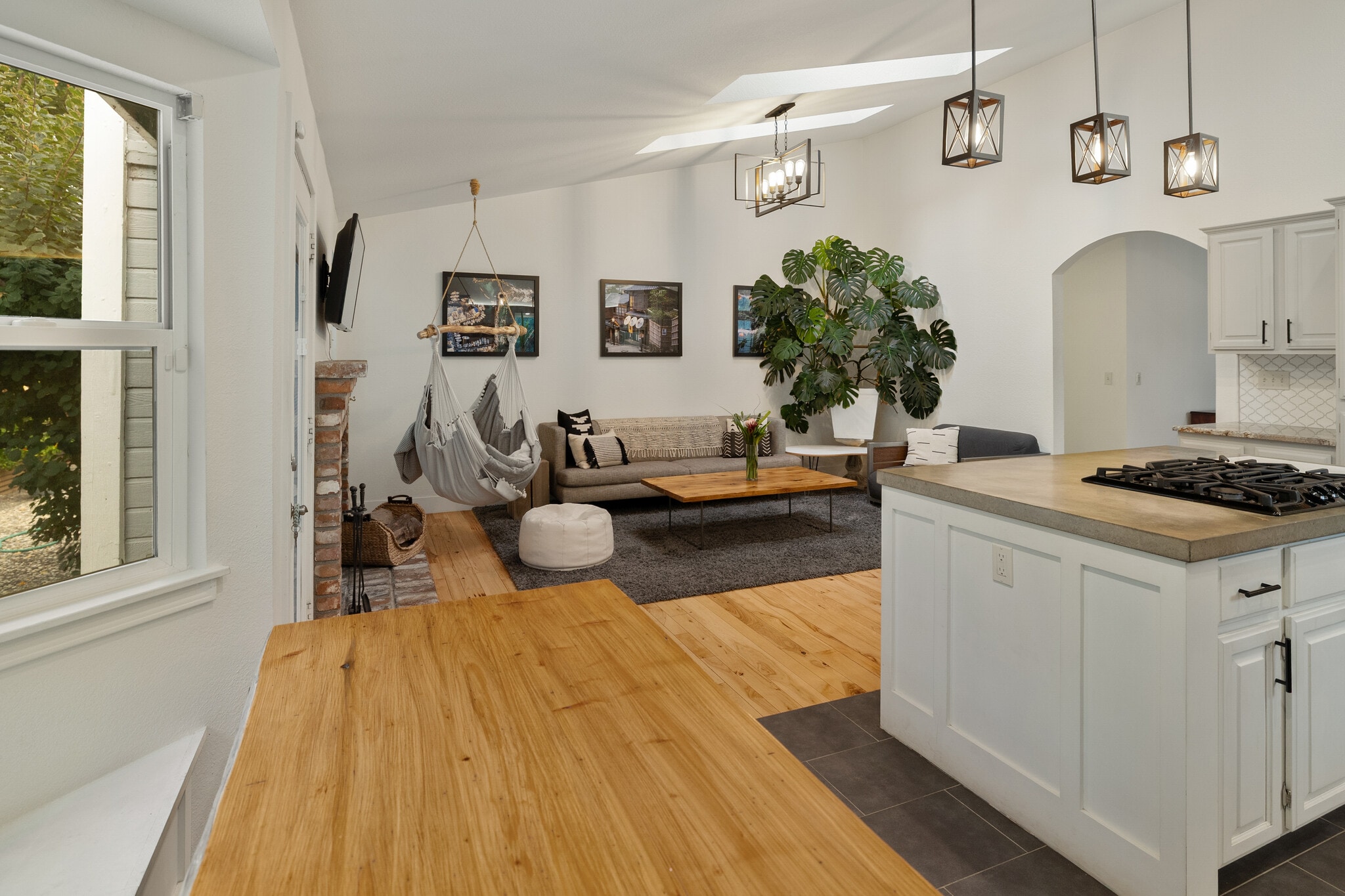 Building Photo - 1557 Bramble Ct