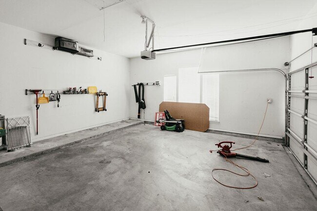 Building Photo - 1708 Wethersfield Rd