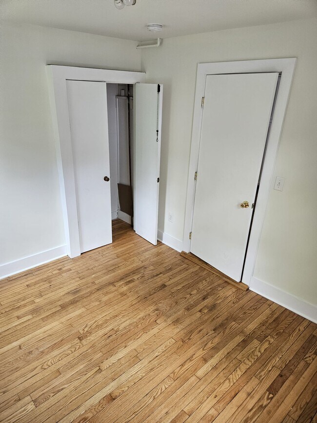 2nd Bedroom - 164-2 Bridgeport Ave