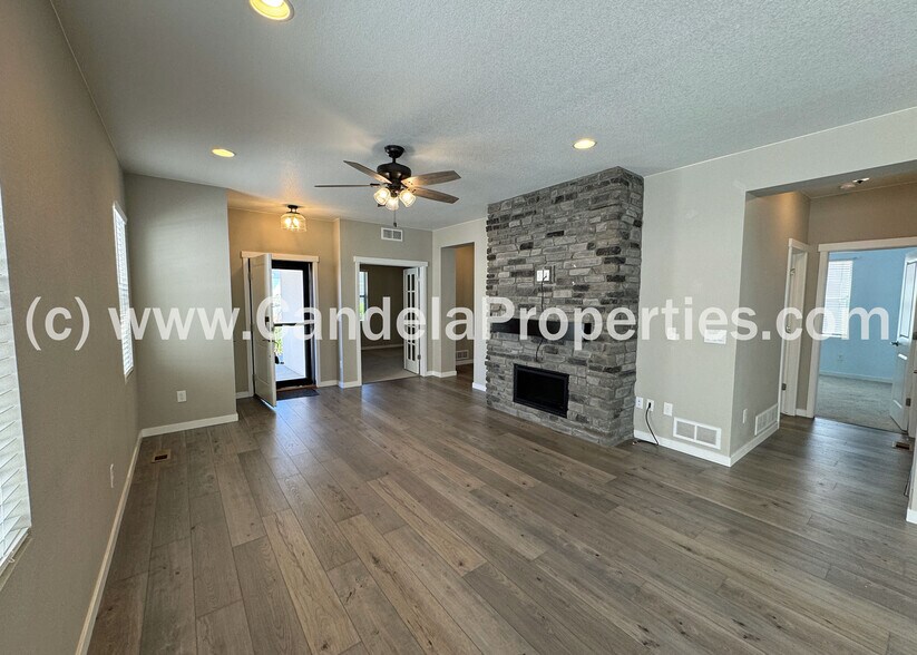 Building Photo - 7618 Red River Way