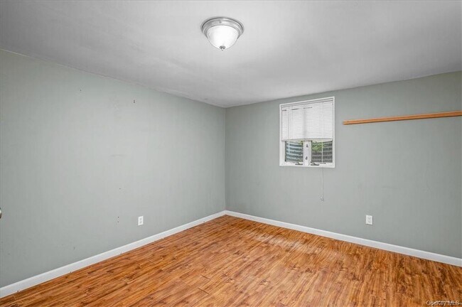 Building Photo - 21 Lenox Ave