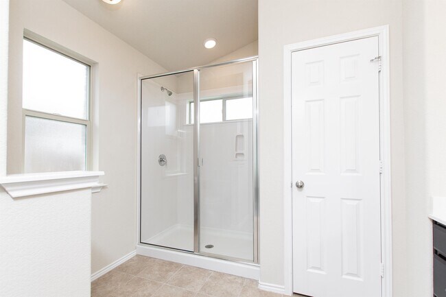 Building Photo - 1226 Kiskadee Branch Dr
