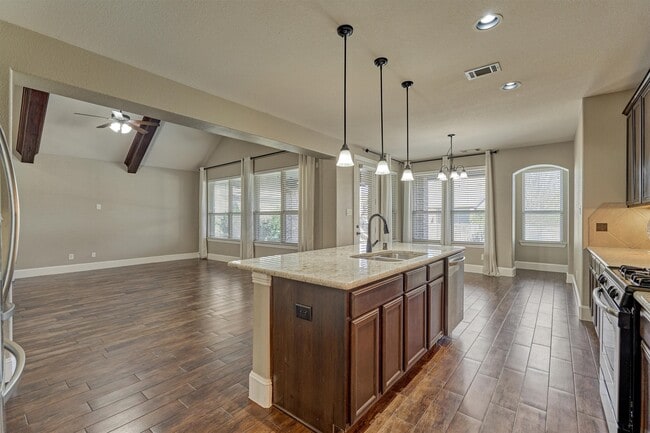 Building Photo - 118 Madeline Ln