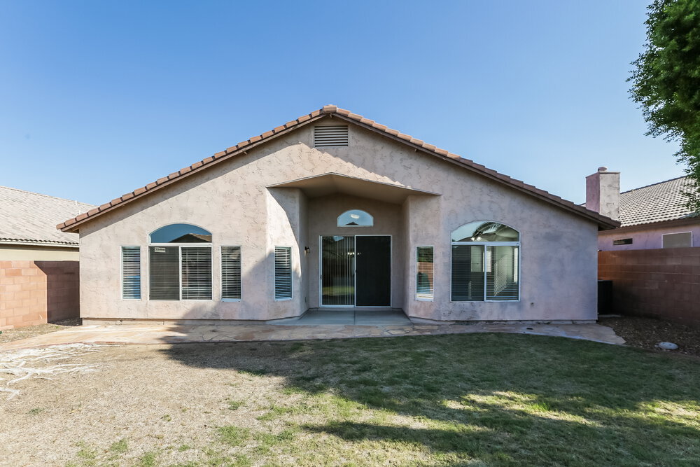 Building Photo - 1105 E Blackhawk Dr