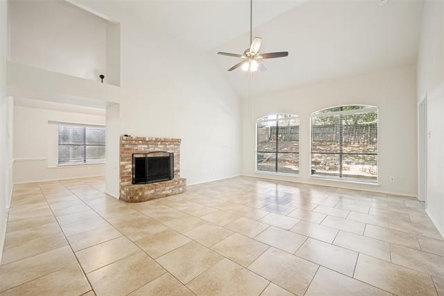 Building Photo - 2515 Mountainview Dr