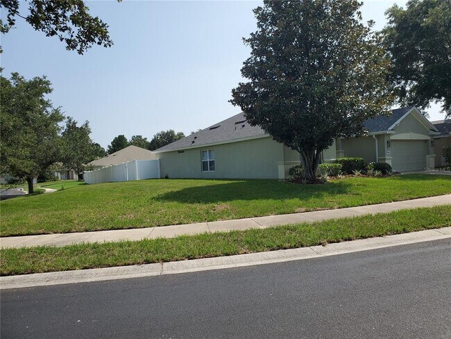 Building Photo - 5521 SW 43rd St