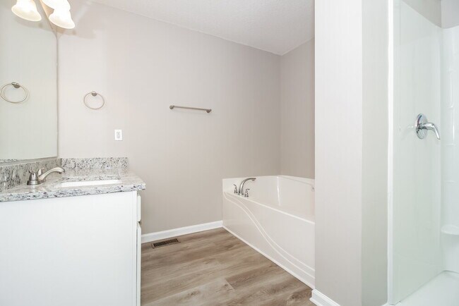 Building Photo - 317 Gun Range Rd