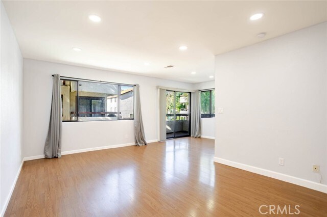 Building Photo - 18015 Sundowner Way