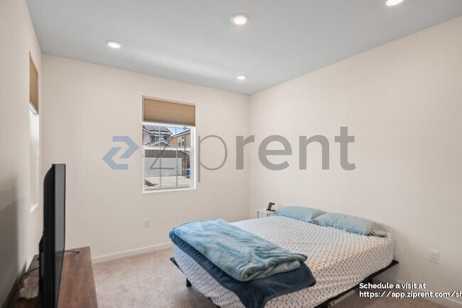 Building Photo - 5378 Shenandoah Vly Ln