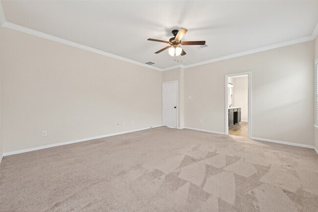 Building Photo - 13202 Versace Dr