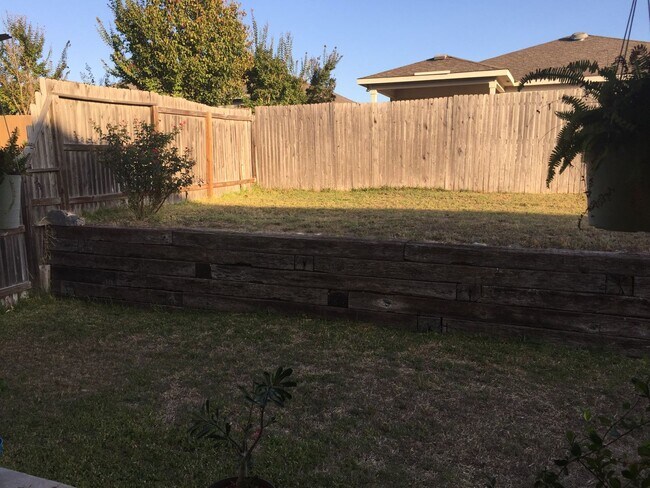 Building Photo - 25714 Gold Yarrow