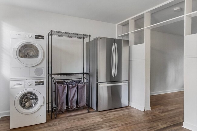 Building Photo - 64 Faris Cir