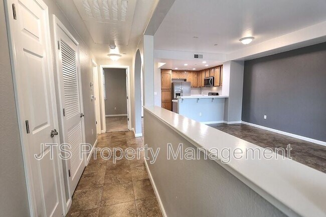 Building Photo - 12400 Fair Oaks Blvd