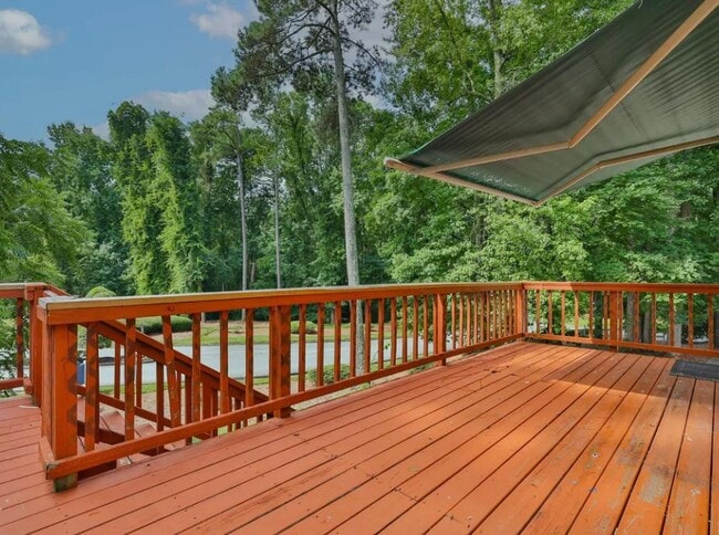 Building Photo - 6963 Whispering Oaks Ct