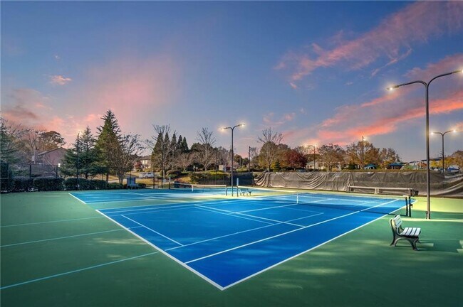 Building Photo - 266 Balaban Cir