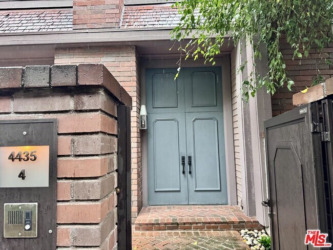 Building Photo - 4435 Alla Rd