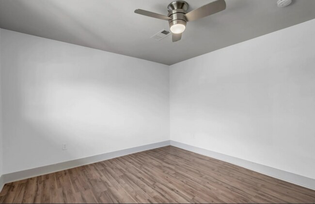 Building Photo - 317 Clayton Nolen Dr