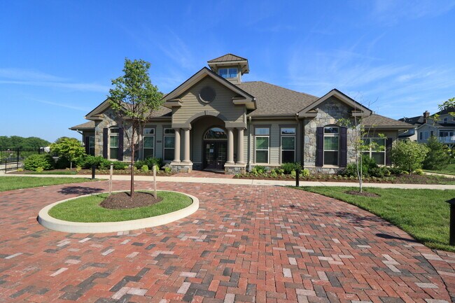 Building Photo - Beautiful Garage Townhouse in Poplar Run - Minutes to Glenmont METRO & I-200!