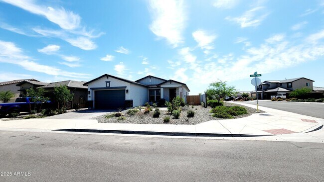 Building Photo - 5603 N 194th Ave