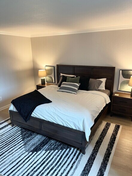 Primary Bedroom - 8260 E Arabian Trl