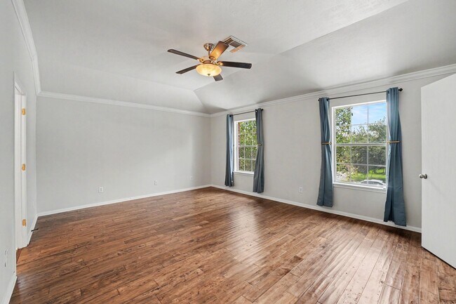 Building Photo - 25338 Barmby Dr