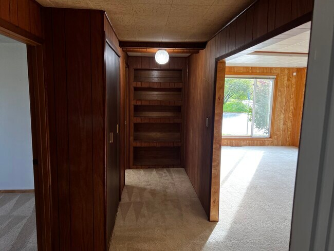 Book case - hallway - 1428 Latouche St
