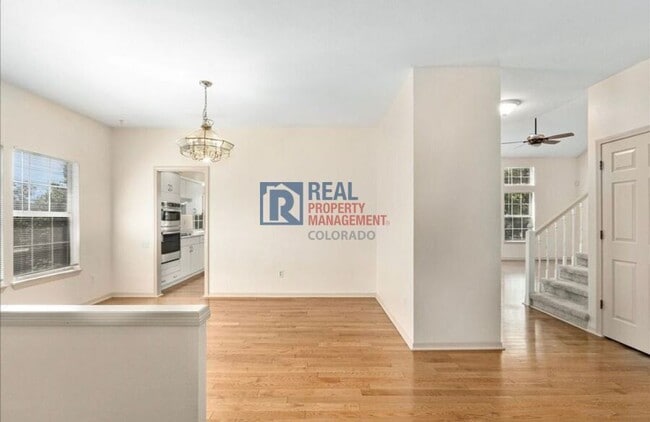 Building Photo - 10010 Irving St