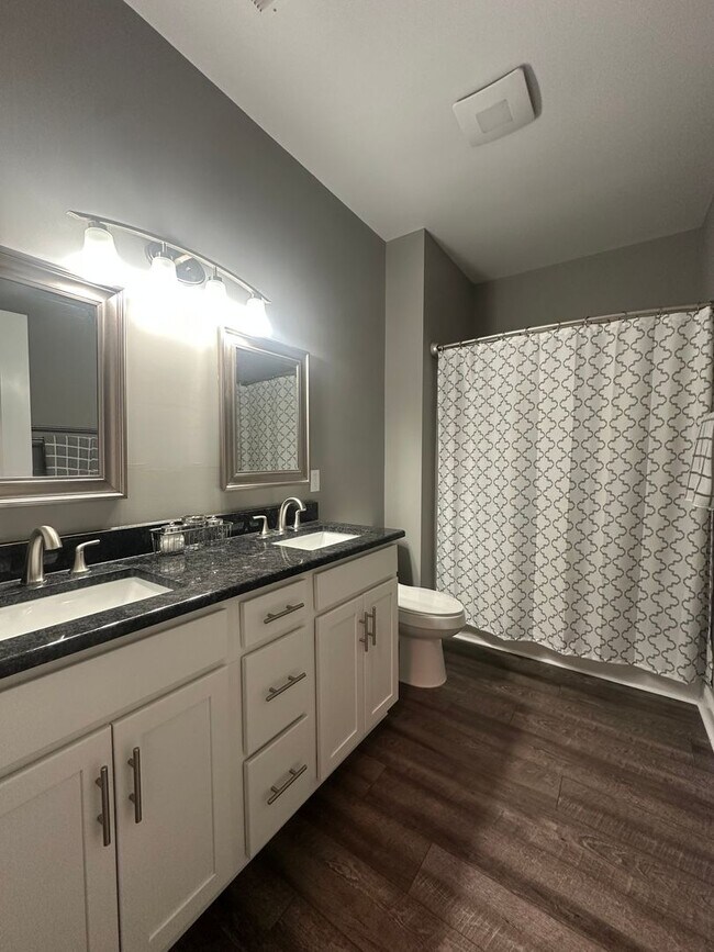 Building Photo - 225 Winding Creek Way