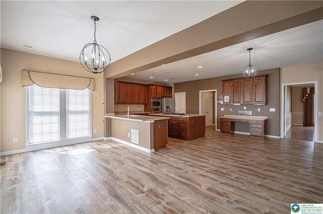 Building Photo - 8922 Ash Ln