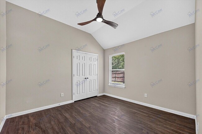 Building Photo - 739 Kilbridge Ln