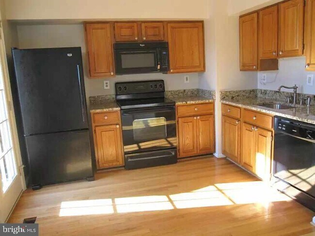 Primary Photo - 6953 Compton Ln