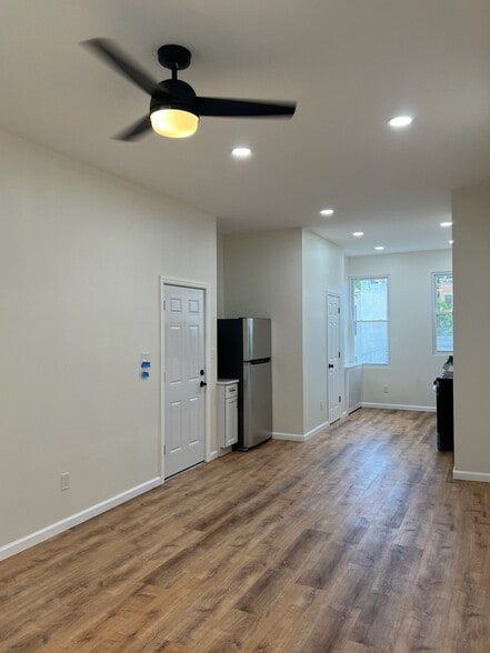 Building Photo - 5914 Palmetto St