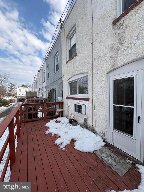 Building Photo - 210 Wabash Ave