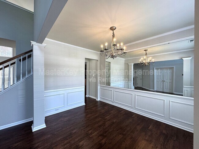 Building Photo - 204 Straywhite Ave