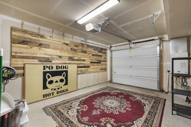 Building Photo - 1505 E Spruce St