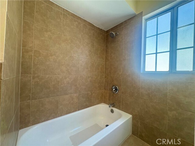 Building Photo - 11890 Manor Dr