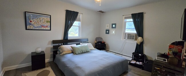 Building Photo - 30 Little Fawn Dr