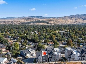 Building Photo - 1251 E Echelon Rdg Ln