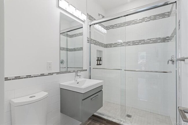 Building Photo - 73 W Tiana Rd