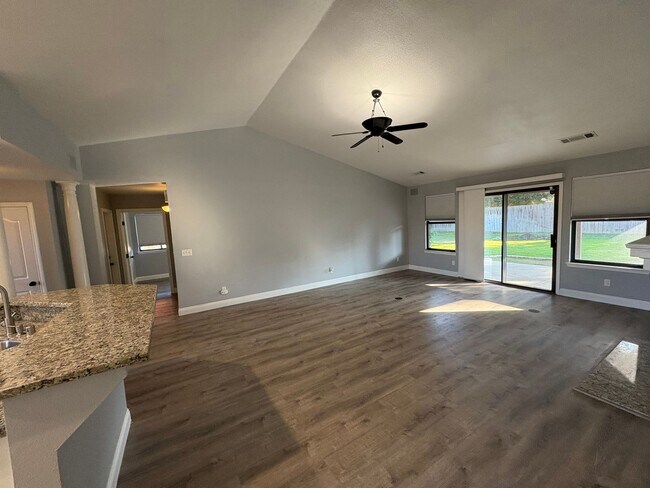 Building Photo - SE Visalia home coming soon!