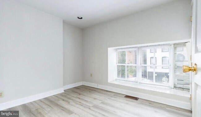Building Photo - 4338 Cresson St