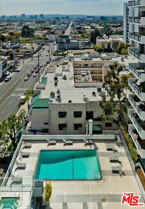 Building Photo - 1155 N La Cienega Blvd