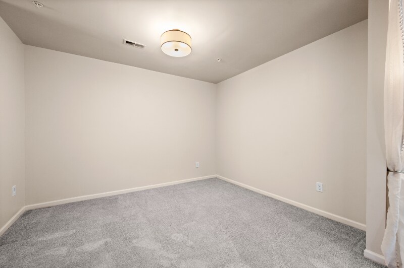 Building Photo - 1408 Black Walnut Dr