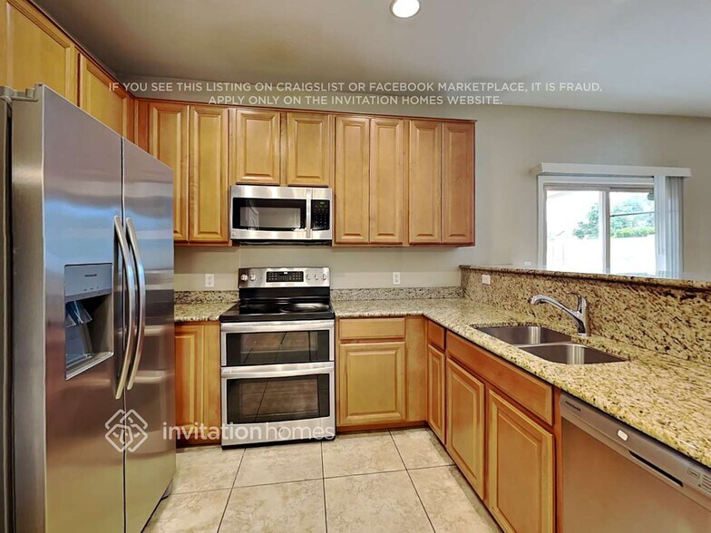 Building Photo - 13247 N 87th Dr