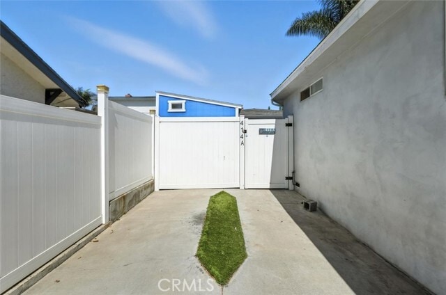 Building Photo - 414 N Gertruda Ave