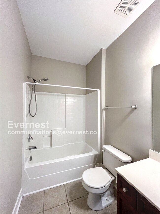 Building Photo - 7231 Althorp Way