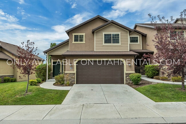Building Photo - 874 S Aspen Wy